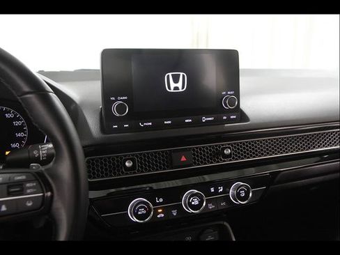Used 2025 Honda Civic Sport image 8