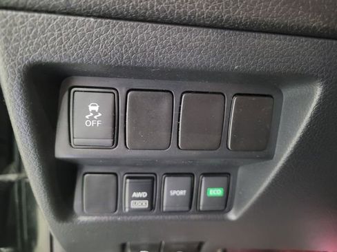 Used 2017 Nissan Rogue SV image 46