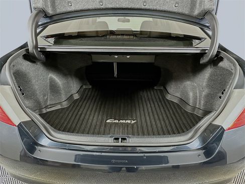 Used 2016 Toyota Camry XLE image 26