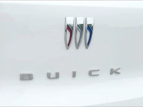 Used 2024 Buick Encore GX Sport Touring FWD image 10