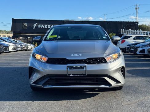 Used 2023 Kia Forte LXS w/ LXS Technology Package FWD image 12