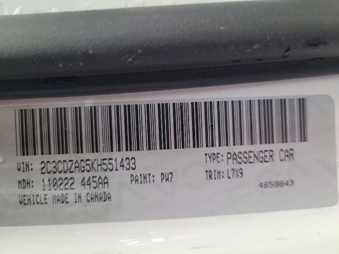 Used 2019 Dodge Challenger SXT w/ Blacktop Package image 33