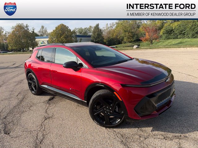 Used 2025 Chevrolet Equinox EV RS w/ LPO, All-Weather Mat Package FWD image 1