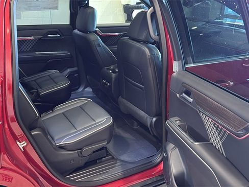 New 2026 GMC Acadia Denali w/ Super Cruise Package image 14