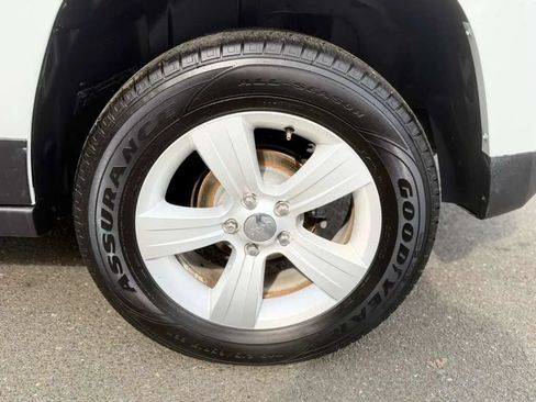 Used 2016 Jeep Patriot Sport w/ Power Value Group AWD/4WD image 19