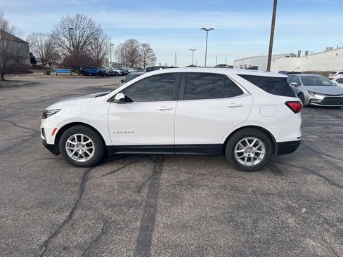Certified 2022 Chevrolet Equinox LT image 2