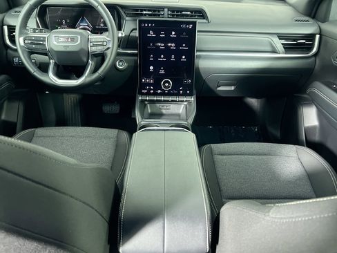 Used 2026 GMC Terrain Elevation image 23