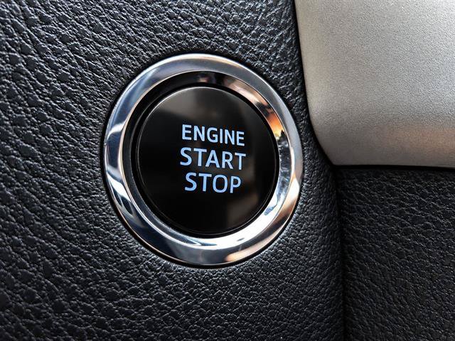 Used 2018 Toyota Highlander Limited FWD image 18