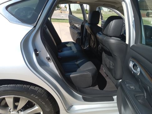 Used 2013 INFINITI M37 x w/ Premium Pkg image 15