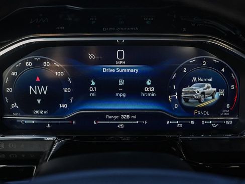 Used 2025 Chevrolet Silverado 2500 LT w/ Convenience Package image 22