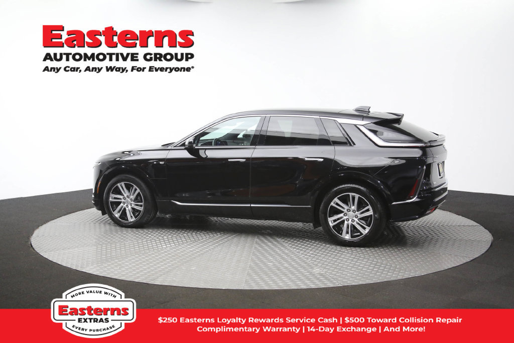 Used 2024 Cadillac Lyriq Tech w/ Driver Assist Package AWD/4WD image 65