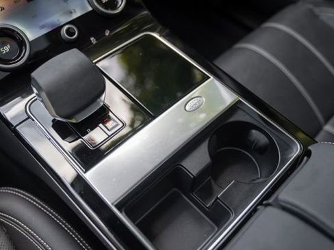 Used 2022 Land Rover Range Rover Velar S AWD/4WD image 37