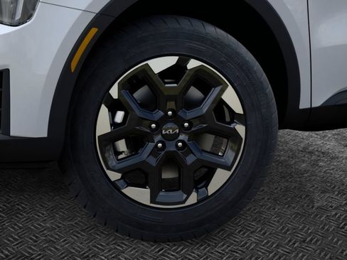 New 2026 Kia Sorento S AWD/4WD image 9