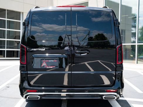 Used 2023 Mercedes-Benz Metris Passenger image 16
