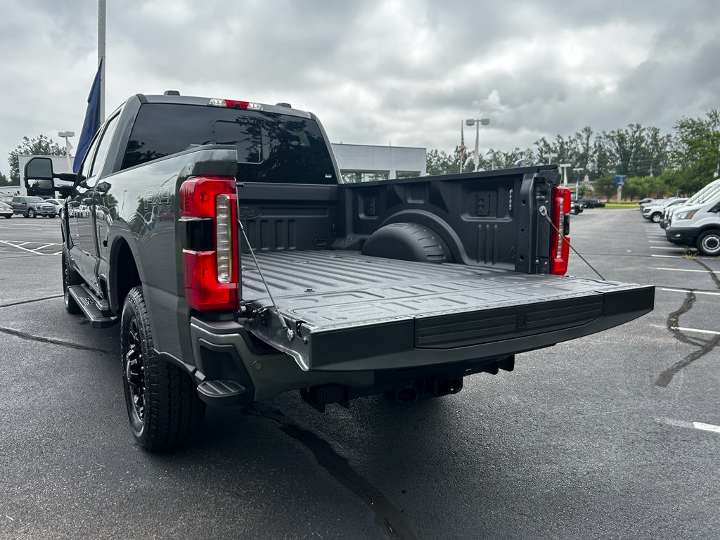 New 2026 Ford F350 Lariat w/ Black Appearance Package AWD/4WD image 22
