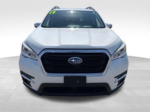 Used 2019 Subaru Ascent Touring w/ Popular Package #2 AWD/4WD image 2