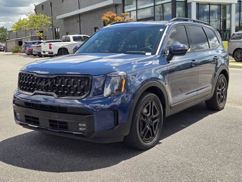 Certified 2025 Kia Telluride SX Prestige X-Line AWD/4WD image 1