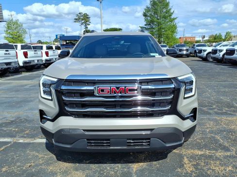 New 2026 GMC Terrain Elevation w/ Elevation Premium Package image 2