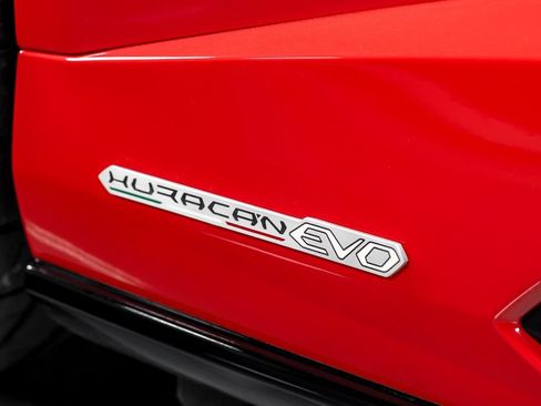 Used 2020 Lamborghini Huracan EVO AWD/4WD image 49