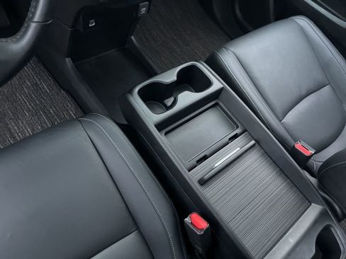 Used 2024 Honda Odyssey EX-L image 19