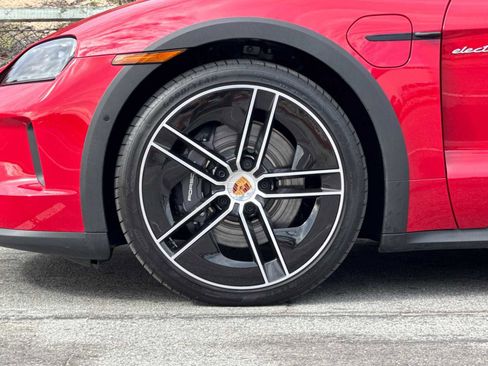 New 2025 Porsche Taycan 4 Cross Turismo AWD/4WD image 26
