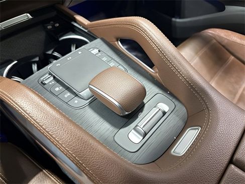 Used 2024 Mercedes-Benz GLS 450 GLS 450 image 28