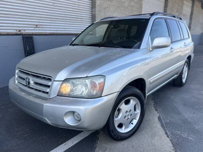 Used 2004 Toyota Highlander Limited w/ Leather Trim Pkg