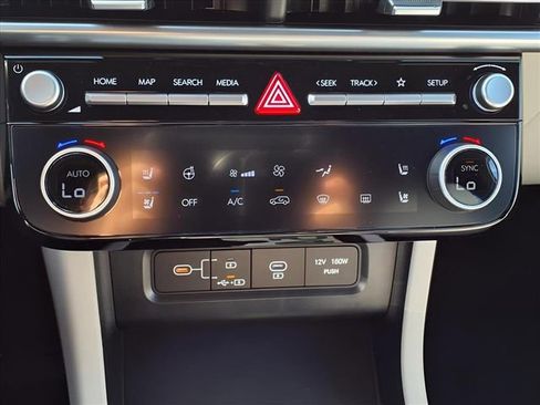 New 2026 Hyundai Tucson Limited image 18