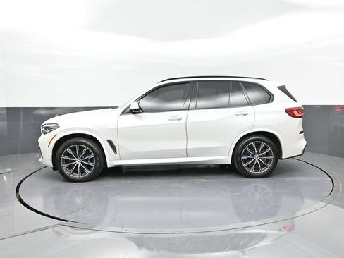 Used 2020 BMW X5 M50i w/ Premium Package AWD/4WD image 3