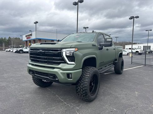 New 2026 Chevrolet Silverado 2500 LTZ w/ LTZ Plus Package AWD/4WD image 2