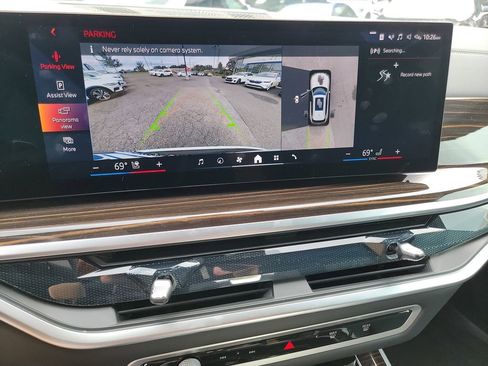 Certified 2025 BMW X5 xDrive50e w/ Premium Package image 33