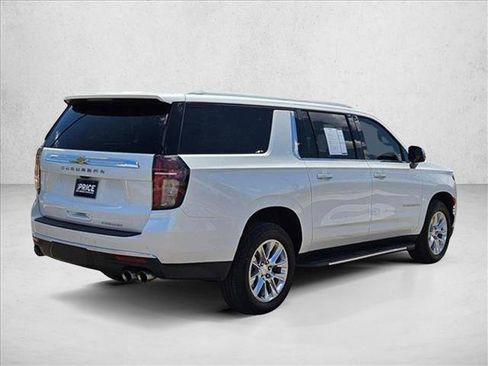 Used 2021 Chevrolet Suburban Premier w/ Premium Package image 5