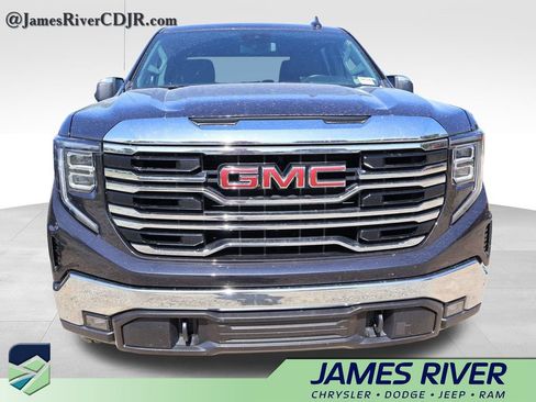 Used 2025 GMC Sierra 1500 SLT AWD/4WD image 6