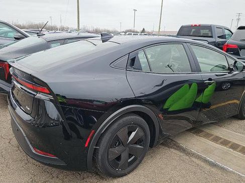 Used 2024 Toyota Prius Limited image 4