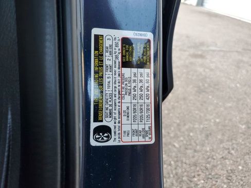 Used 2018 MAZDA MAZDA3 Sport w/ Preferred Equipment Package image 31