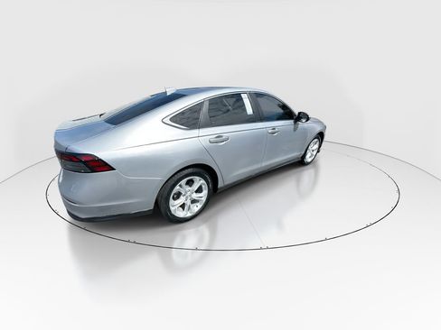 Used 2024 Honda Accord LX image 8