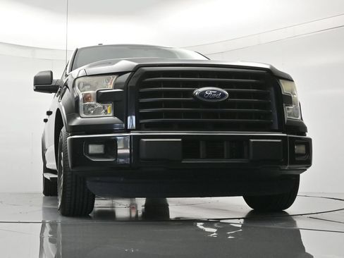 Used 2015 Ford F150 XLT w/ Equipment Group 302A Luxury RWD image 37