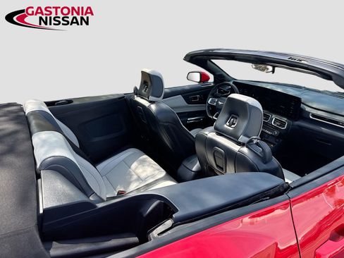 Used 2024 Ford Mustang Premium image 32