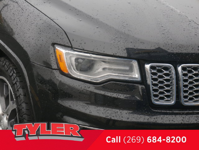 Used 2019 Jeep Grand Cherokee Overland AWD/4WD image 10