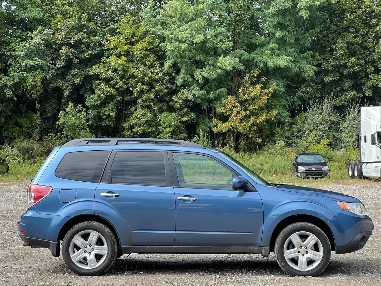 Used 2010 Subaru Forester 2.5X Premium w/ Popular Equipment Group 1A AWD/4WD image 7