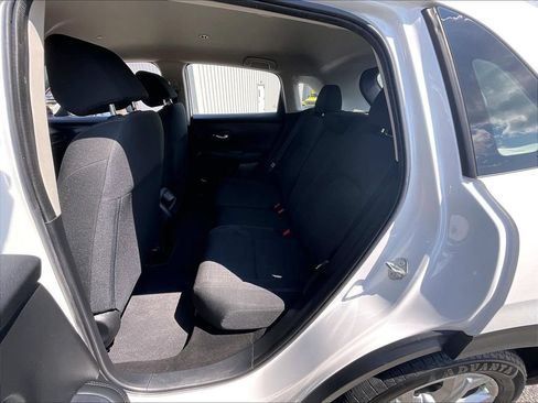 Used 2023 Honda HR-V LX image 15