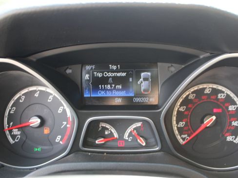 Used 2014 Ford Focus ST w/ Equipment Group 202A FWD image 30