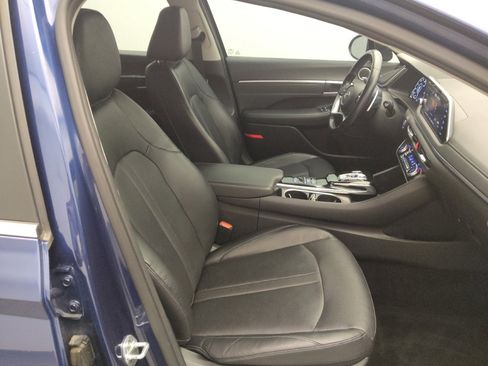 Used 2022 Hyundai Sonata Limited w/ Preferred Accessory Package FWD image 21