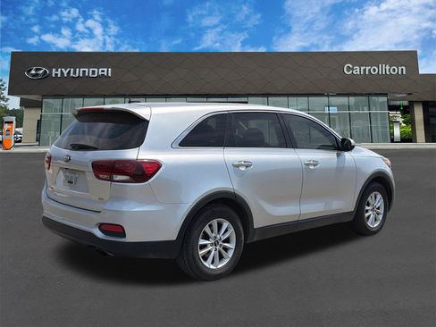 Used 2019 Kia Sorento L FWD image 5