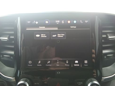 Used 2023 RAM 1500 Laramie AWD/4WD image 24
