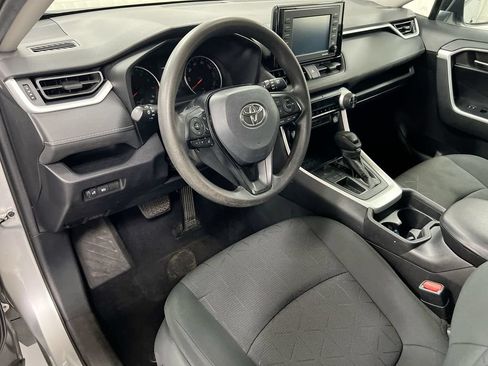 Used 2021 Toyota RAV4 XLE FWD image 10