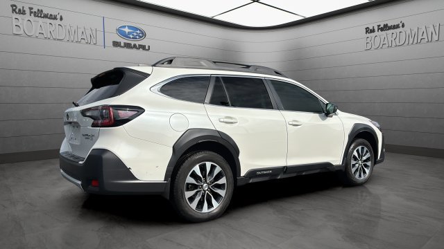 Used 2023 Subaru Outback Limited AWD/4WD image 4