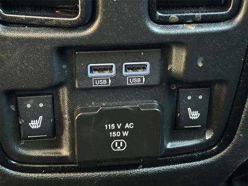 Used 2022 Dodge Durango GT image 13