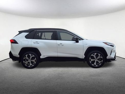 Used 2023 Toyota RAV4 XSE w/ Weather Package AWD/4WD image 2