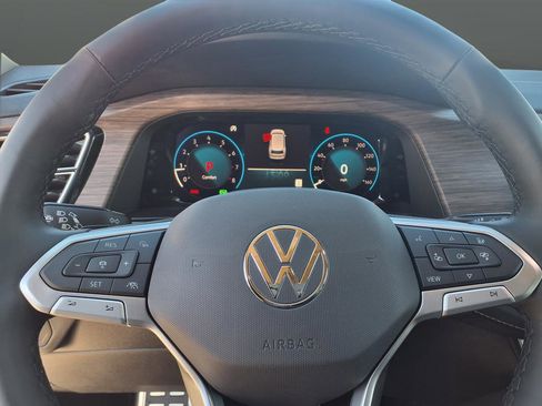 New 2026 Volkswagen Atlas SEL Premium R-Line image 26